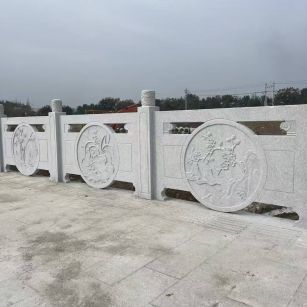 徐州芝麻白河道栏杆 石材栏杆