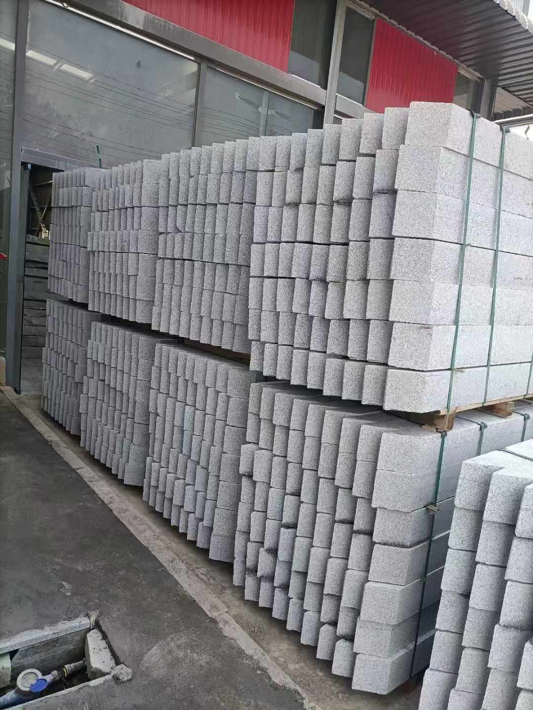 徐州芝麻白树围石 树池