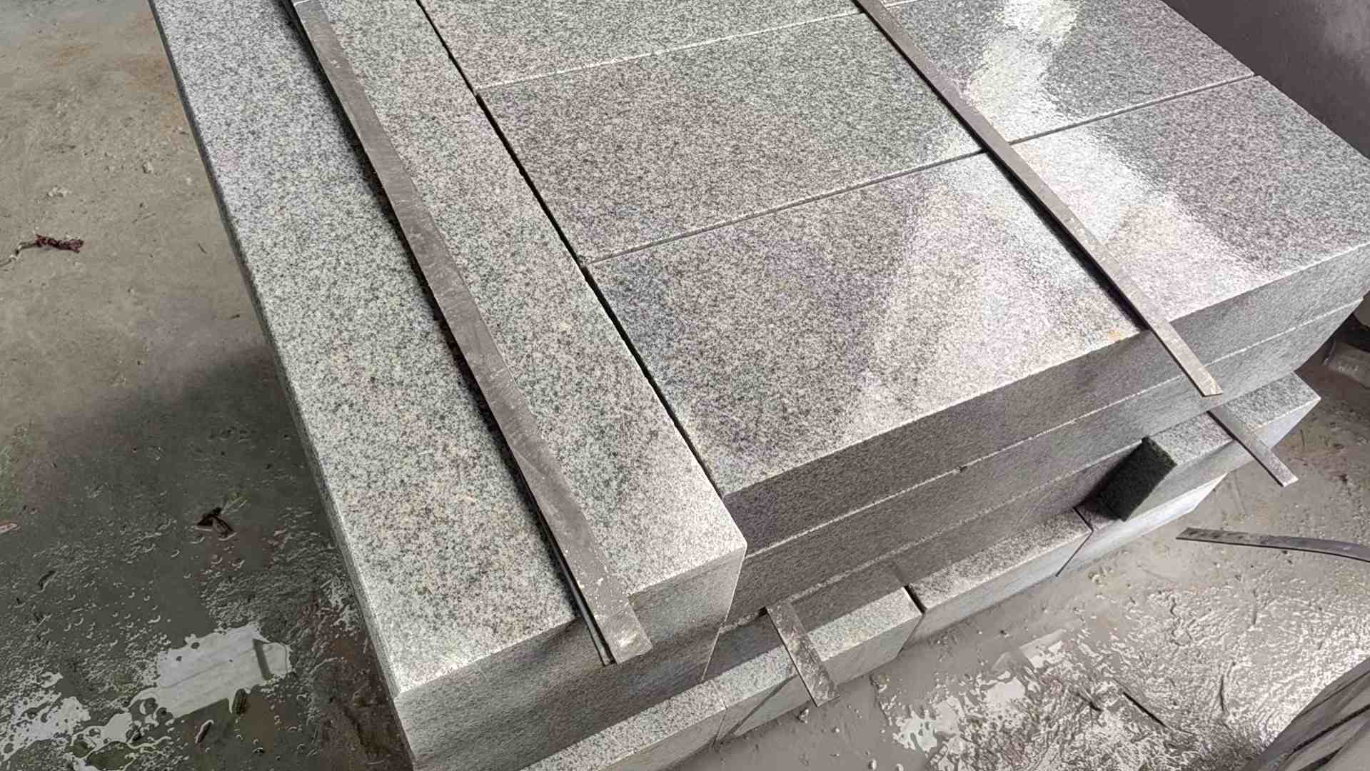 徐州芝麻灰 芝麻白 路牙石 路侧石 马路牙子